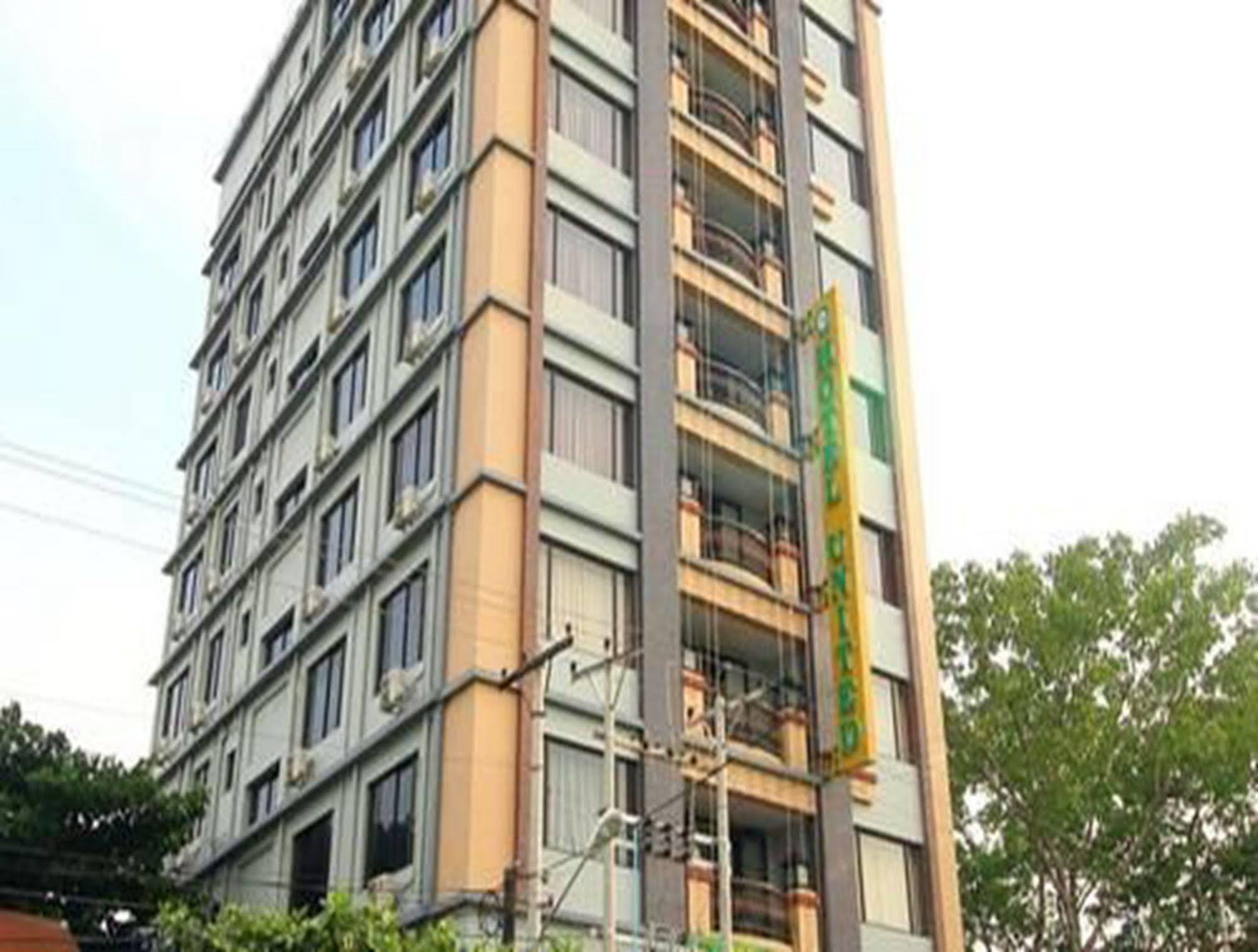 Hotel United Mandalay Exterior photo