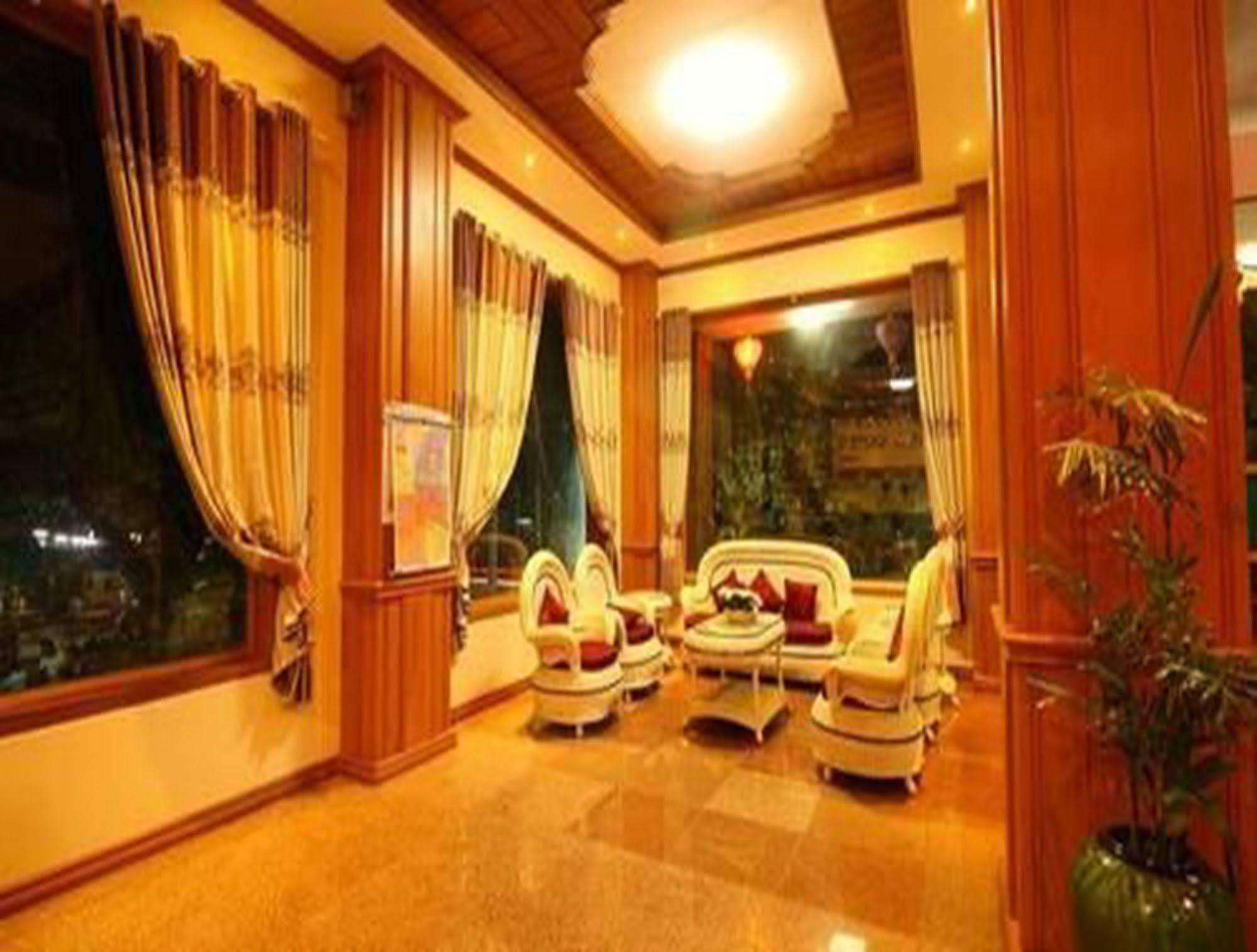Hotel United Mandalay Exterior photo